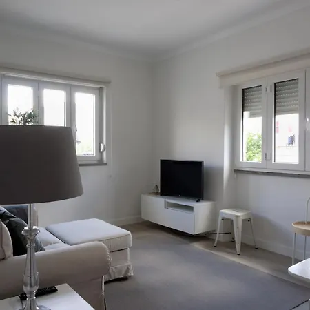 Apartamento Modeno E Acolhedor Com Terraco * Монтижу